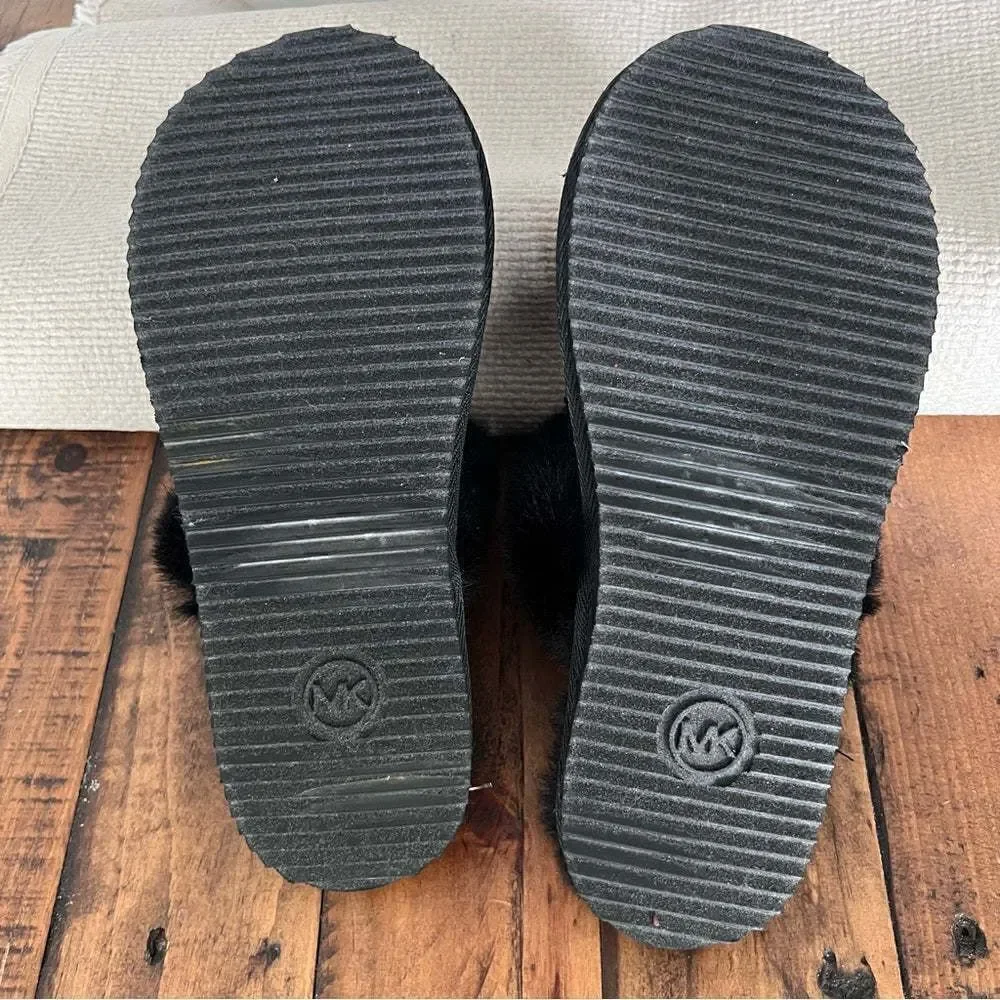 MICHAEL KORS Taj Slipper Embellished Glitter and Faux Fur Slide Sandal Size 6.